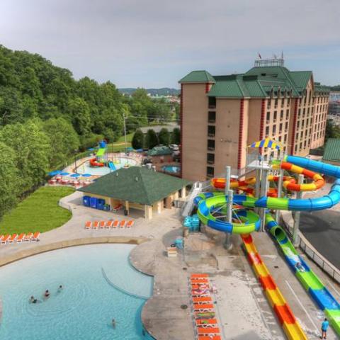 Country Cascades Waterpark Resort Celebrates Grand Opening, $15 Million Investment 