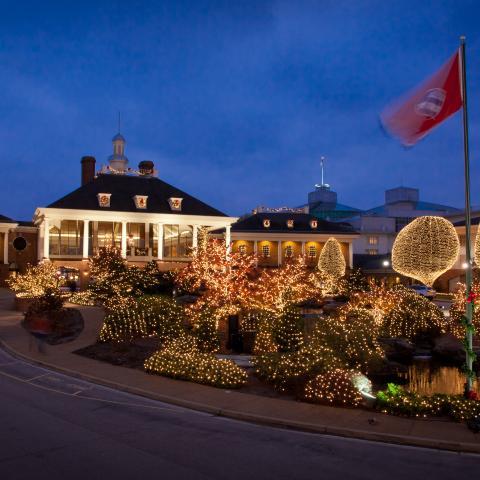 Magic of the North Pole Comes to Life in Music City at Gaylord Opryland Resort