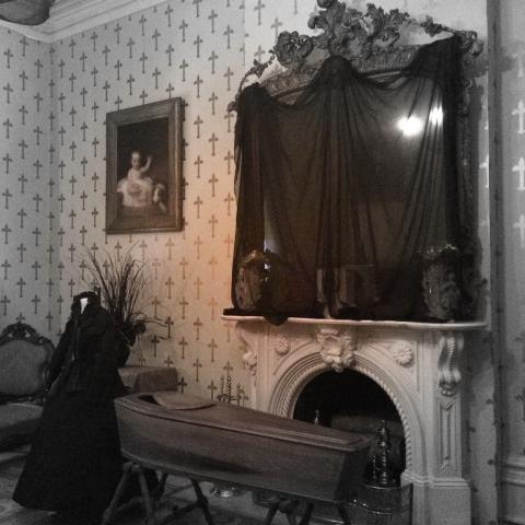 Oaklands Mansion is a One-Stop for Halloween Fun in October