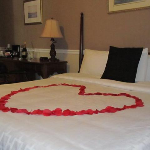 Linden, Tennessee: A Beautiful Valentine’s Day Weekend Getaway