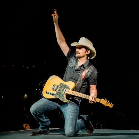 Brad Paisley to Headline Nashville’s July 4th From Lower Broadway 